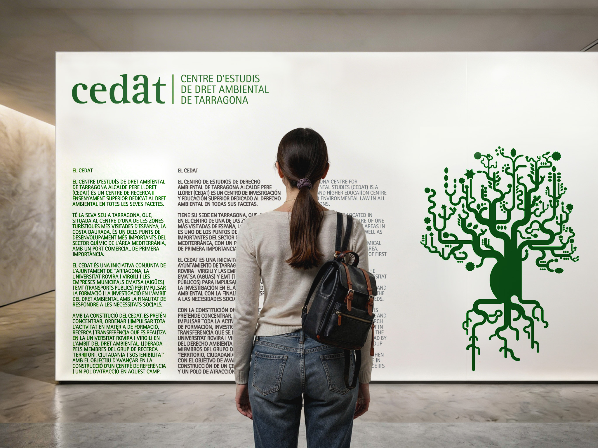 Mural amb grafisme del CEDAT